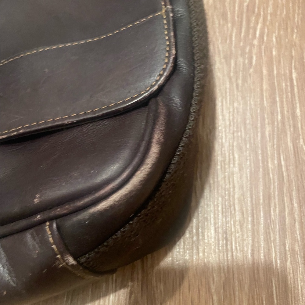 Kenneth Cole Brown Leather Messenger Bag - Picture 5 of 16